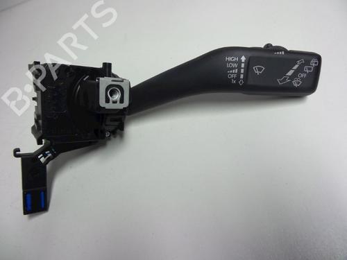 Used Steering column stalk SEAT LEON (1P1) 1.9 TDI (105 hp) 22462024