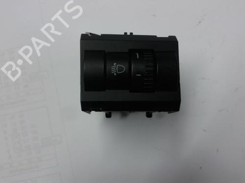 Used Switch SKODA YETI (5L) 1.2 TSI (105 hp) 22486110
