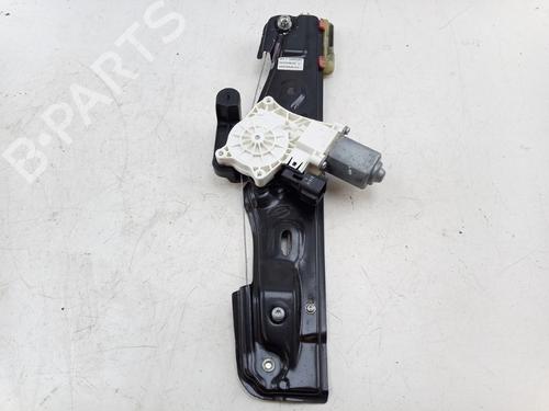 Vindusheismekanisme høyre bak Vindusheismekanisme høyre bak LAND ROVER DISCOVERY SPORT (L550) 2.0 D (150 hp) 35822469 35822469