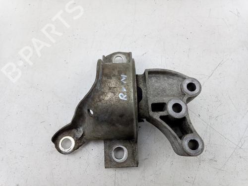 Used Engine mount FIAT 500 (312_) 1.2 (312AXA1A) (69 hp) 23568477