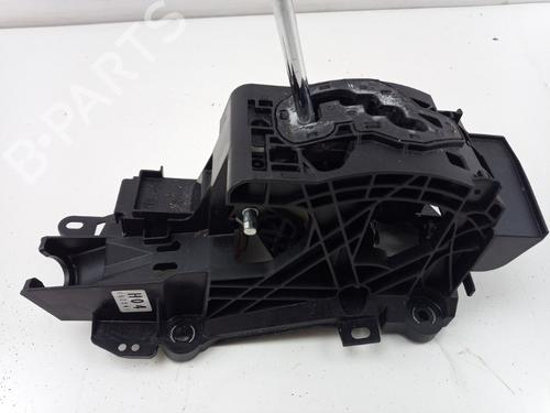 Gear lever TOYOTA YARIS (_P13_) 1.5 Hybrid (NHP130_) | BP28196779M90 