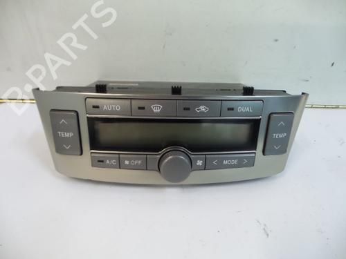Used Climate control TOYOTA AVENSIS Estate (_T25_) 2.2 D-CAT (ADT251_, ADT251R) (177 hp) 22472685