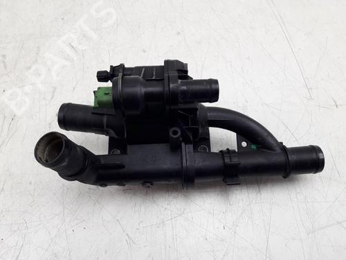 Used Thermostat housing Thermostat housing 27370010 27370010