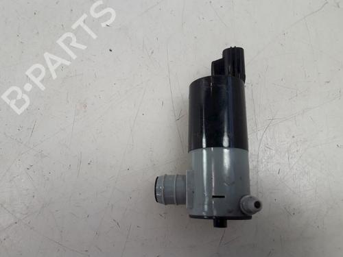 Pompa lavacristalli VOLVO V40 Hatchback (525) D2 (120 hp) 22491321