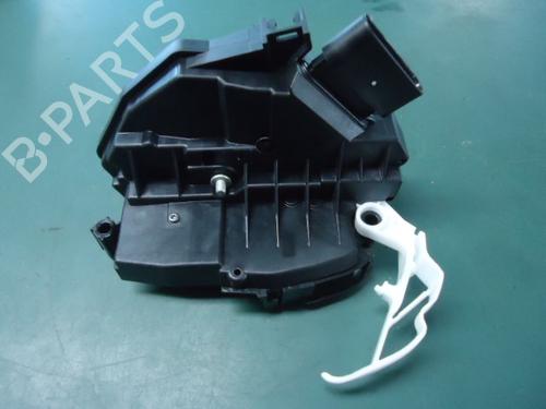 Serratura posteriore destra FORD FOCUS III Turnier 1.6 TDCi ECOnetic (105 hp) 22470918