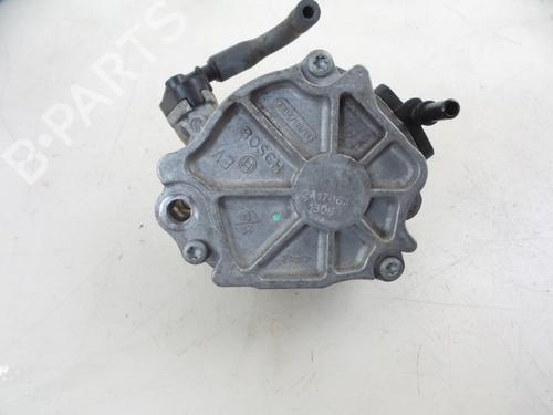 Used Vacuum pump FORD FIESTA VI (CB1, CCN) 1.6 TDCi (95 hp) 22489902
