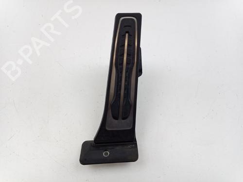 Used Pedal Pedal 24375324 24375324