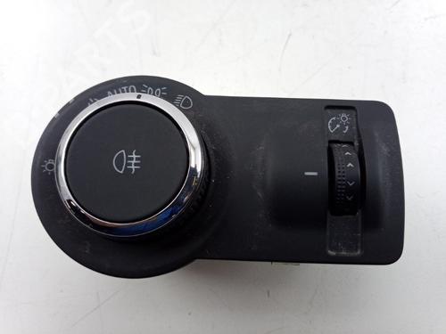 Used Headlight switch OPEL INSIGNIA A Sports Tourer (G09) 2.0 CDTI (35) (160 hp) 22627174