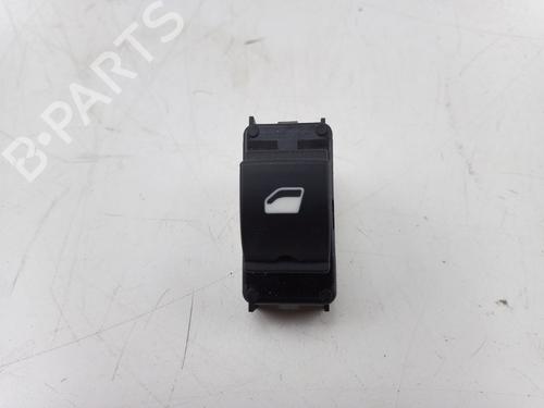 Used Switch PEUGEOT 3008 II SUV (MC_, MR_, MJ_, M4_) 1.2 THP/ PureTech 130 (MRHNSM, MRHNSU, MRHNSJ, MRHNYW,... (131 hp) 22494547