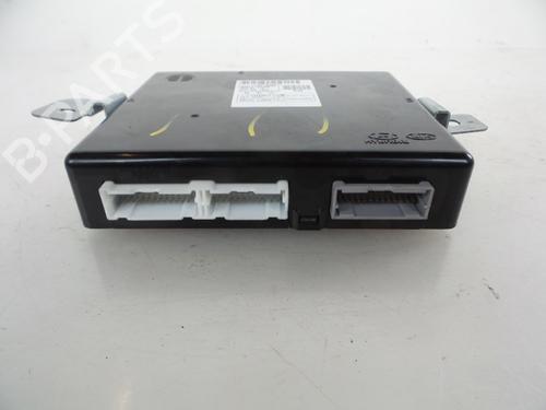 Used Electronic module HYUNDAI ix35 (LM, EL, ELH) 2.0 CRDi 4WD (184 hp) 22477705