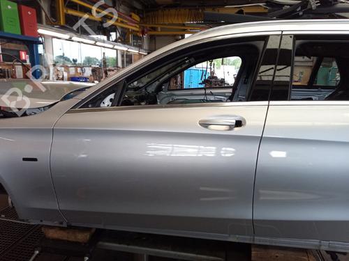 Used Left front door Left front door MERCEDES-BENZ C-CLASS T-Model (S205) C 300 e (205.253) (320 hp) 36458841 36458841