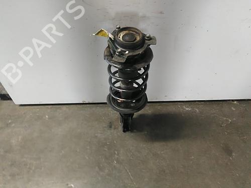 Used Right front shock absorber TOYOTA AVENSIS Liftback (_T22_) 1.6 i (AT220_, AT220R) (110 hp) 22452631