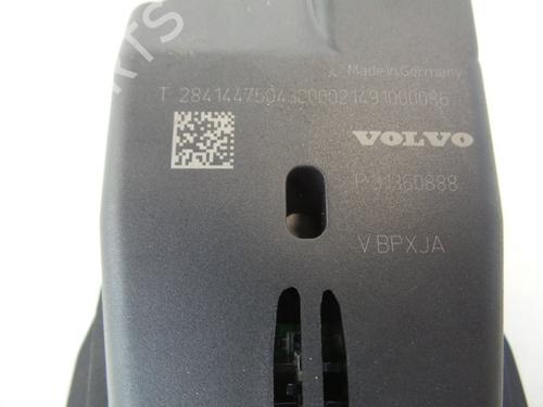 Other VOLVO V40 Hatchback (525) D4 | BP22478481O1 