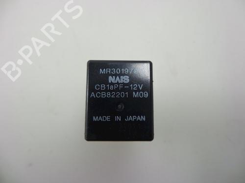 Elektronisk sensor MITSUBISHI OUTLANDER III (GG_W, GF_W, ZJ, ZL, ZK) 2.0 Hybrid 4WD (GG2W) (200 hp) 22482804