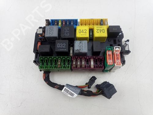 fuse-box-mercedes-benz-vito-van-w447-2014-32374106 main image