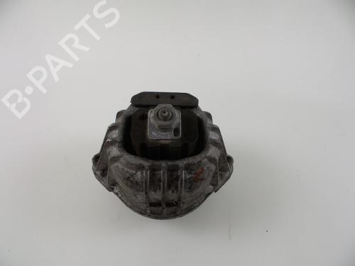 Used Engine mount BMW 3 Touring (E91) 320 d (163 hp) 22472731