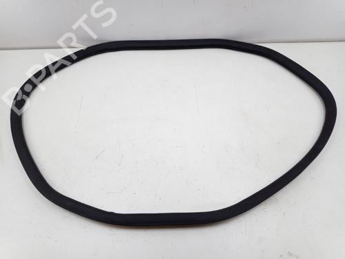 Used Rubber door seal TESLA MODEL S (5YJS) 60 (306 hp) 22515142