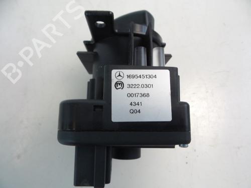 Headlight switch MERCEDES-BENZ A-CLASS (W169) A 200 CDI (169.008, 169.308) | BP22477717I24