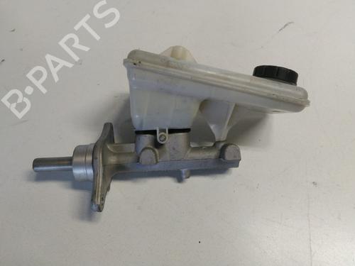 Used Brake master cylinder Brake master cylinder RENAULT TRAFIC II Van (FL) 2.0 dCi 90 (FL0H, FL00, FL01, FL0M, FL0P, FL0S) (90 hp) 22456560 22456560