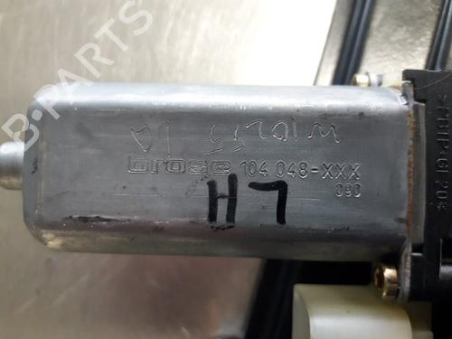 Rear left window mechanism MERCEDES-BENZ C-CLASS (W203) C 180 (203.035) | BP22457634C24 