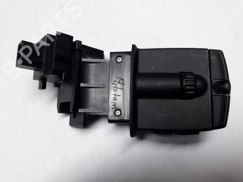 Steering wheel controls RENAULT MEGANE III Grandtour (KZ0/1) 1.5 dCi (KZ09, KZ0D, KZ1G, KZ29, KZ14, KZ1W, KZ10, KZ1F,... | BP22500268E15 