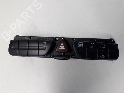 Used Warning switch MERCEDES-BENZ C-CLASS (W203) C 200 CDI (203.004) (116 hp) 22498750