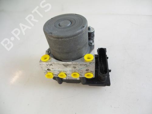 Used ABS pump NISSAN QASHQAI I (J10, NJ10) 1.6 (117 hp) 22477604