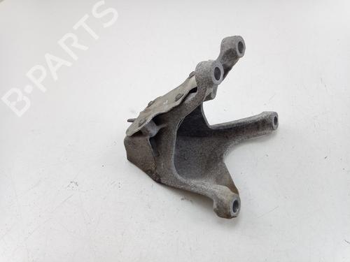 Used Engine mount Engine mount BMW 3 (G20, G80, G28) 330 i (258 hp) 39694224 39694224