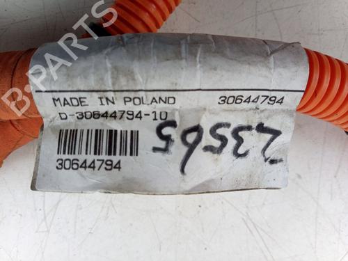 Andre VOLVO V60 II (225) T8 Plug-in Hybrid AWD | BP30183276O1 - Image 3