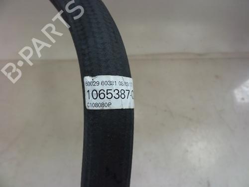 Pipe TESLA MODEL S (5YJS) 75D AWD | BP22485365M125