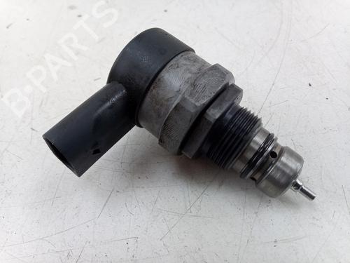 electronic-sensor-bmw-5-touring-f11-2009-2010-2011-2012-2013-2014-2015-2016-2017-26601889 main image