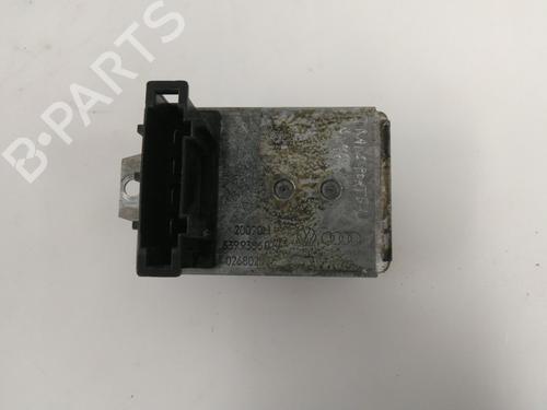 Used Heater resistor VW TRANSPORTER T4 Van (70A, 70H, 7DA, 7DH) 2.5 TDI (102 hp) 22465897