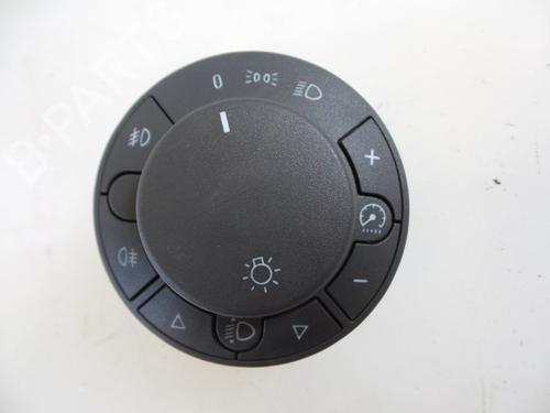 Used Headlight switch OPEL CORSA D (S07) 1.3 CDTI (L08, L68) (75 hp) 22474390