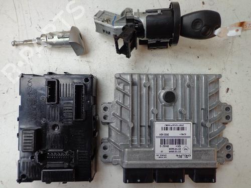 Module électronique RENAULT CLIO III (BR0/1, CR0/1) 1.5 dCi (88 hp) 22472417