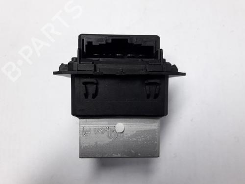 Used Heater resistor RENAULT MEGANE III Grandtour (KZ0/1) 1.5 dCi (KZ09, KZ0D, KZ1G, KZ29, KZ14, KZ1W, KZ10, KZ1F,... (110 hp) 22471030
