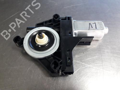 Used Electronic module VOLVO V40 Hatchback (525) D2 (120 hp) 22491472