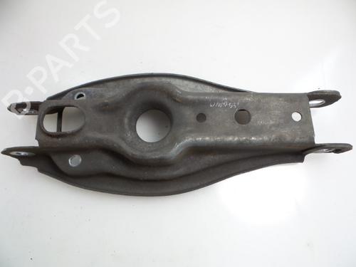 Used Left rear suspension arm BMW 3 Touring (E91) 318 i (143 hp) 22474550