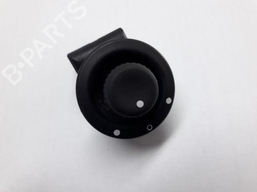 Commande retroviseurs RENAULT MEGANE I Grandtour (KA0/1_) 1.9 dTi (KA0N) (98 hp) 22500279