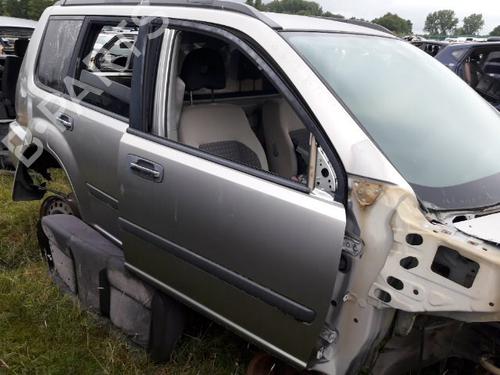 Used Right front door NISSAN X-TRAIL I (T30) 2.2 dCi 4x4 (136 hp) 22476476