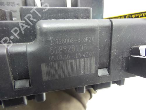 Sikringsdåse VOLVO V70 II (285) D5 (163 hp) 22456146