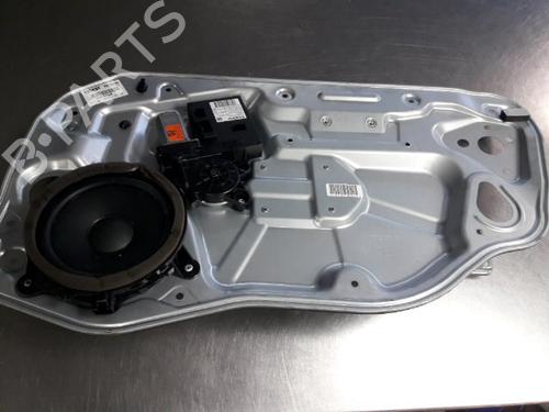 Rudehejsemekanisme Højre foran VOLVO V50 (545) 2.0 D (136 hp) 22458393