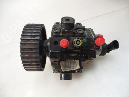 Used Injection pump SAAB 9-3 Estate (E50) 1.9 TiD (120 hp) 24336390