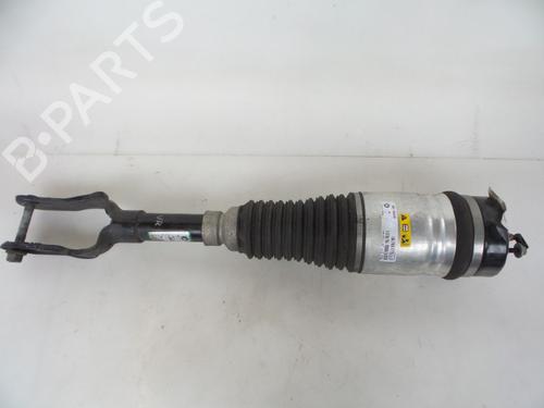 Used Right front shock absorber JEEP GRAND CHEROKEE IV (WK, WK2) 3.0 CRD V6 4x4 (250 hp) 22477754