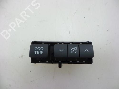 Used Switch LEXUS IS III (_E3_) 300h (AVE30_, AVE30R) (223 hp) 22488279