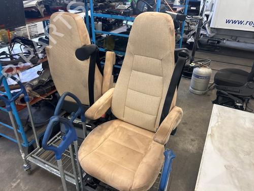 Used Left front seat FIAT DUCATO Platform/Chassis (250_) 130 Multijet 2,3 D (131 hp) 30598122