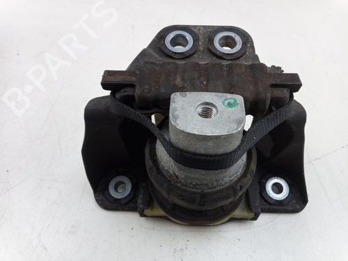 Used Engine mount VOLVO V60 II (225) T8 Plug-in Hybrid AWD (390 hp) 30131989