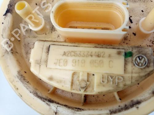 Fuel pump VW TRANSPORTER T5 Van (7HA, 7HH, 7EA, 7EH) 2.0 BiTDI | BP22513677M76