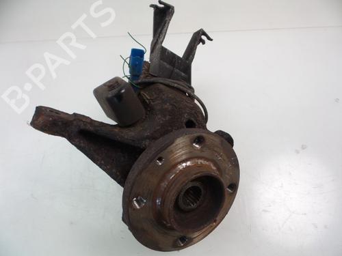 Høyre Styrespindel lagerhus PEUGEOT 206 Hatchback (2A/C) 1.4 i (75 hp) 22474587
