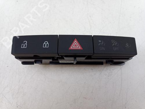 Used Warning switch Warning switch OPEL ASTRA J (P10) 1.4 Turbo (68) (140 hp) 39694310 39694310