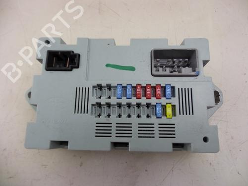 Used Fuse box JAGUAR XE (X760) 2.0 D AWD (180 hp) 22487479